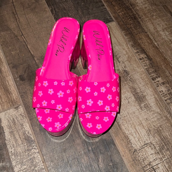 Wild Pair Shoes - Wild pair floral pink shoe platform